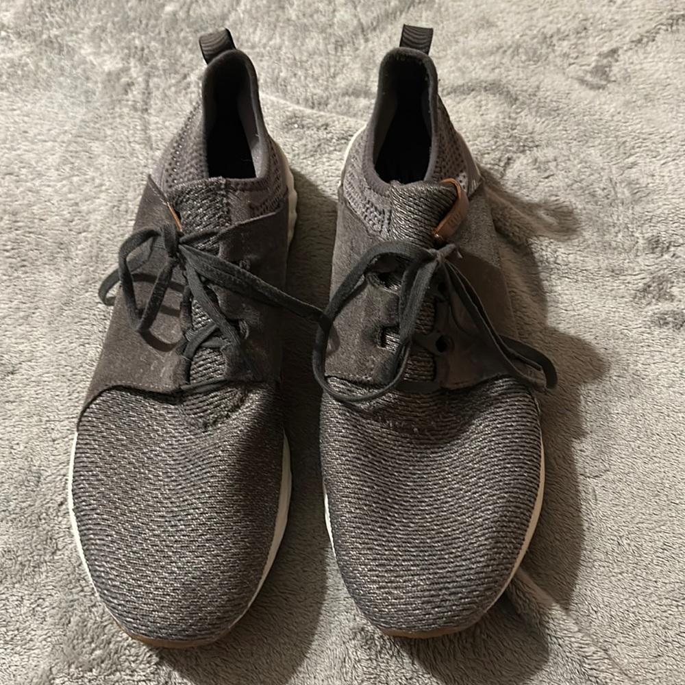 New Balance athletic shoes, size 14, color grey